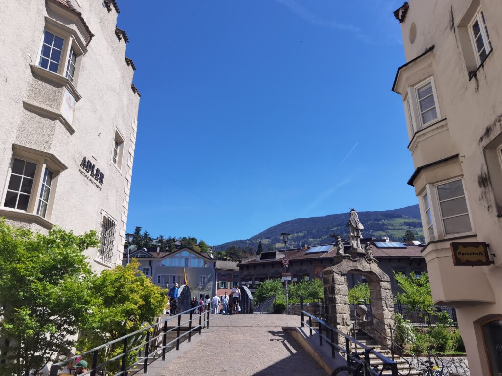 Von der Adlerbrücke Brixen Richtung Stufels