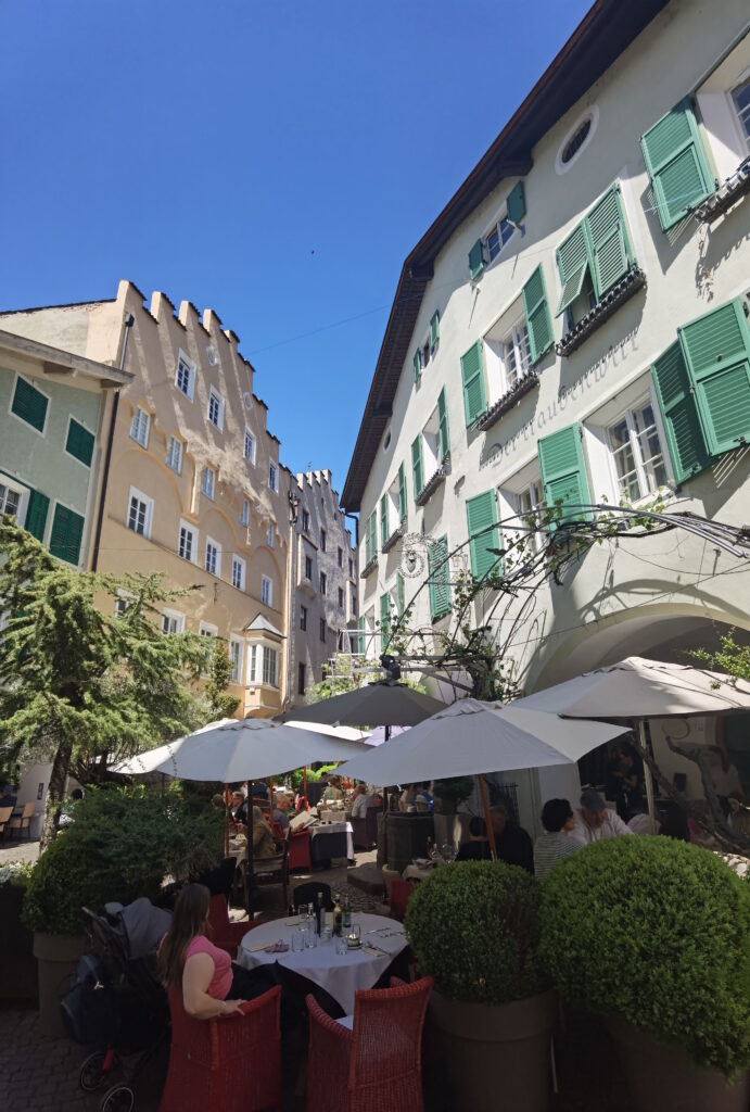 Kleine Lauben Brixen mit den Restaurants